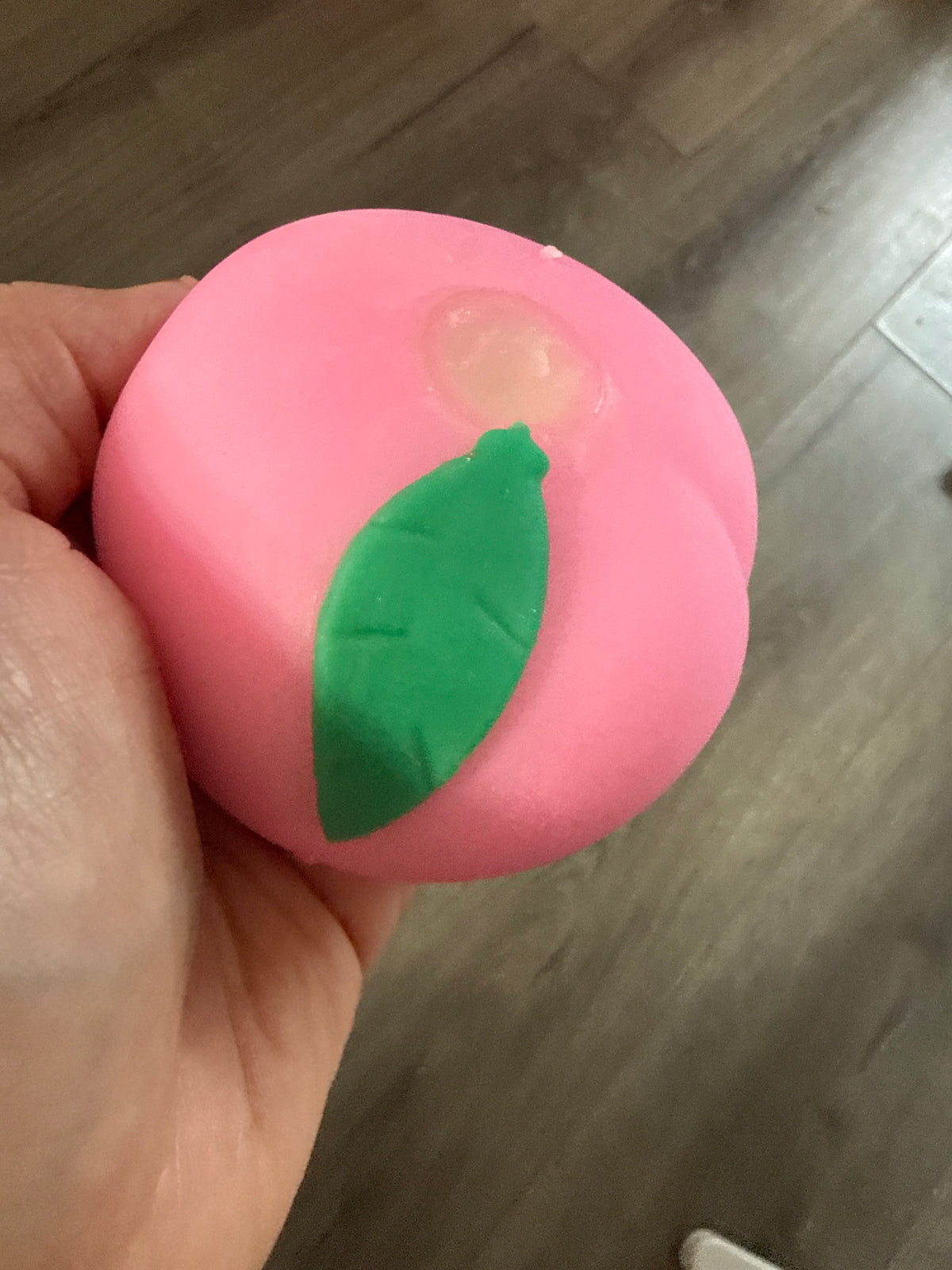 🍑 Super Squishy Peach 🍑