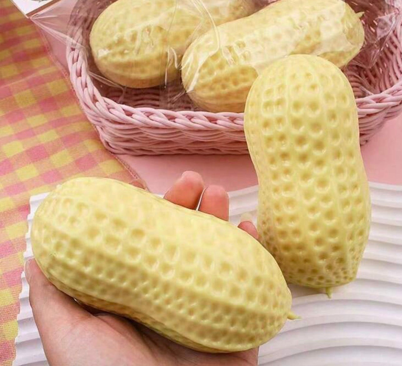 🥜 Squishy Peanuts 🥜